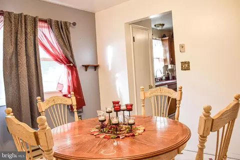 939 Loop Rd, Gerrardstown, WV 25420 photo 12