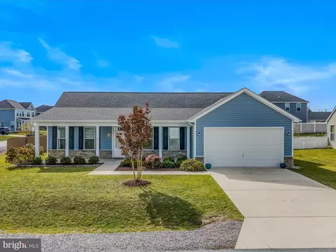 17 Briarcrest Cir, Martinsburg, WV 25405
