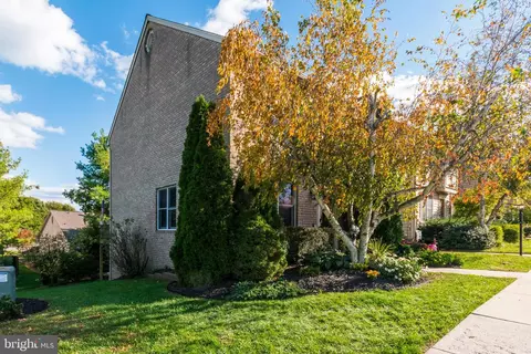 Exterior - 152 Morningside Dr, Falling Waters, WV 25419 photo 6 of 19