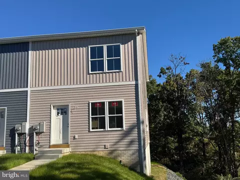 126 Marineris Cir, Martinsburg, WV 25405