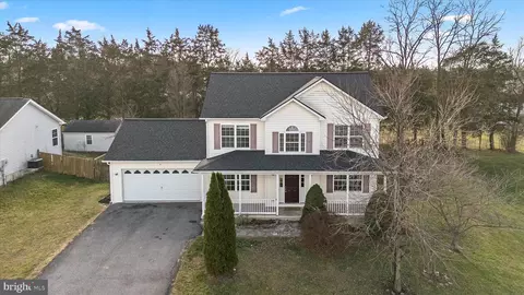 499 Dickenson Dr, Inwood, WV 25428