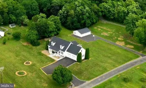 View/Area - 25 Mish Rd, Bunker Hill, WV 25413 photo 2 of 7