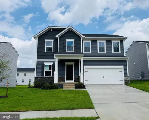 325 Valor Ln, Martinsburg, WV 25405