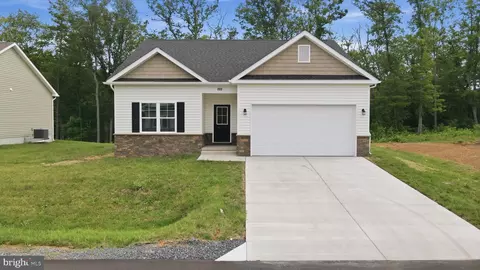 223 Larimar Ln, Inwood, WV 25428