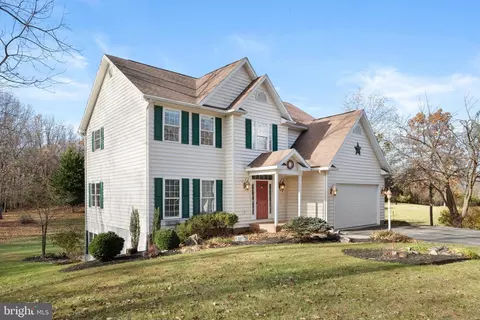 238 Beautiful Ct, Martinsburg, WV 25404