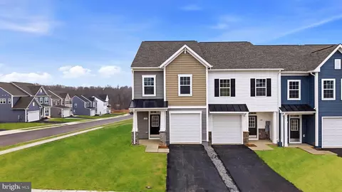 628 Tracy Way, Martinsburg, WV 25403