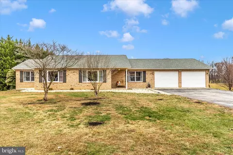 126 Game Trail Rd, Falling Waters, WV 25419