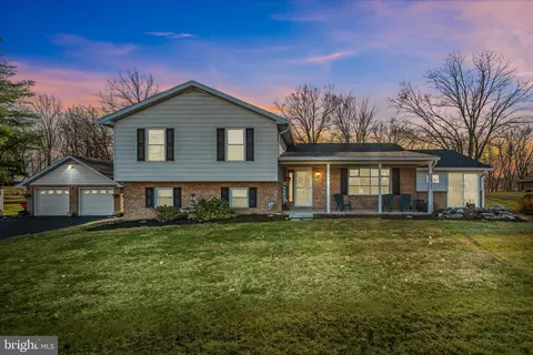 Exterior - 199 Dove Ln, Falling Waters, WV 25419 photo 2 of 9