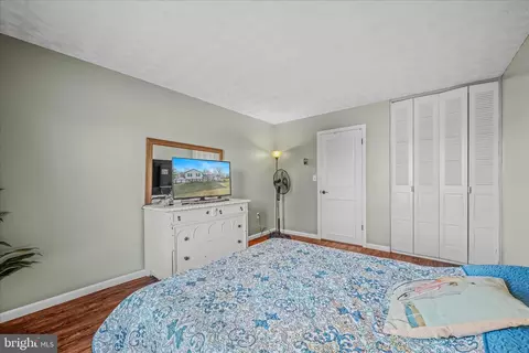 Bedroom - 199 Dove Ln, Falling Waters, WV 25419 photo 5 of 7