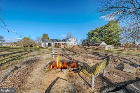 Exterior - 199 Dove Ln, Falling Waters, WV 25419 photo 6 of 9