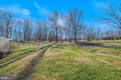 Exterior - 199 Dove Ln, Falling Waters, WV 25419 photo 4 of 9