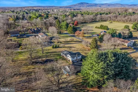 View/Area - 199 Dove Ln, Falling Waters, WV 25419 photo 5 of 13