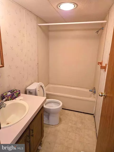 196 214 Foster Dr, Falling Waters, WV 25419 photo 25