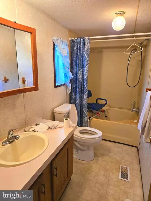 196 214 Foster Dr, Falling Waters, WV 25419 photo 22