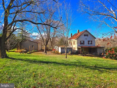 196 214 Foster Dr, Falling Waters, WV 25419 photo 9