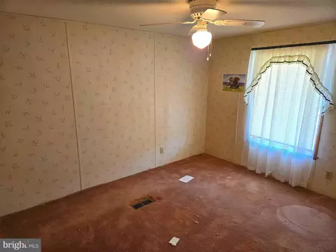 196 214 Foster Dr, Falling Waters, WV 25419 photo 23