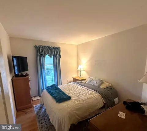 Bedroom - 57 Marietta Ln, Falling Waters, WV 25419 photo 4 of 4