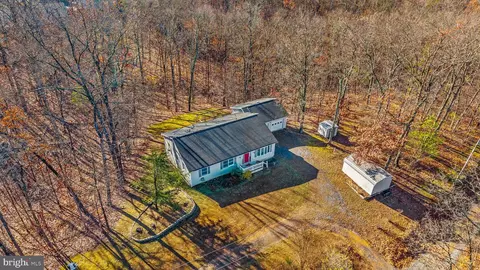 83 Pale Magnolia Dr, Gerrardstown, WV 25420