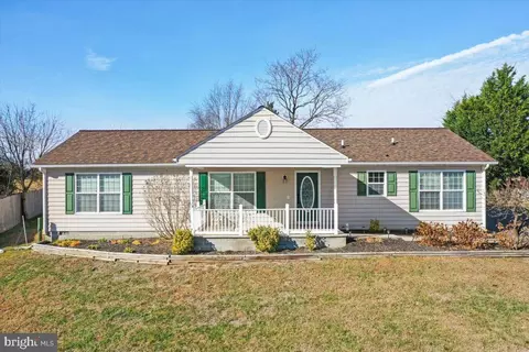 97 Lair Way, Inwood, WV 25428