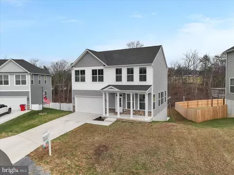 86 Cilantro Ln, Bunker Hill, WV 25413
