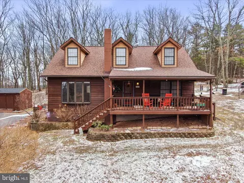 783 Pee Wee Ln, Hedgesville, WV 25427