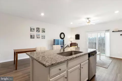 Kitchen - 193 Hampstead Blvd, Falling Waters, WV 25419 photo 1 of 1