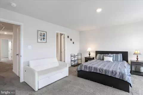 Bedroom - 193 Hampstead Blvd, Falling Waters, WV 25419 photo 2 of 4