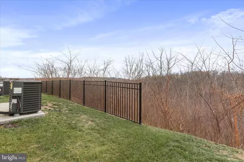 Exterior - 193 Hampstead Blvd, Falling Waters, WV 25419 photo 3 of 6