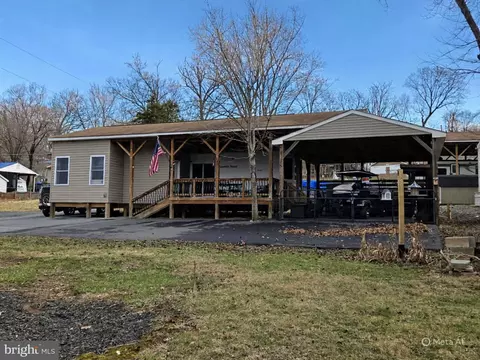 Block 59 Lot 9 Jollywood Road, Falling Waters, WV 25419