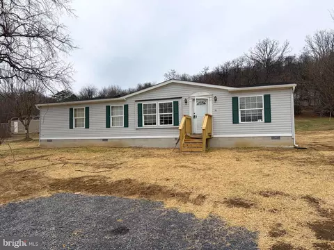 51 Riner Ln, Hedgesville, WV 25427