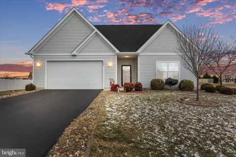 133 Peoney Ln, Bunker Hill, WV 25413