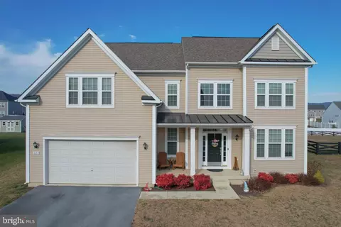 222 Fitzgerald St, Gerrardstown, WV 25420