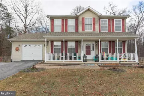 34 Standing Oak Ct, Bunker Hill, WV 25413