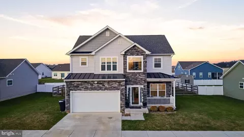 255 Recife Ct, Martinsburg, WV 25403