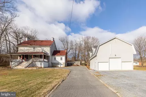 2298 Winchester Ave, Martinsburg, WV 25405