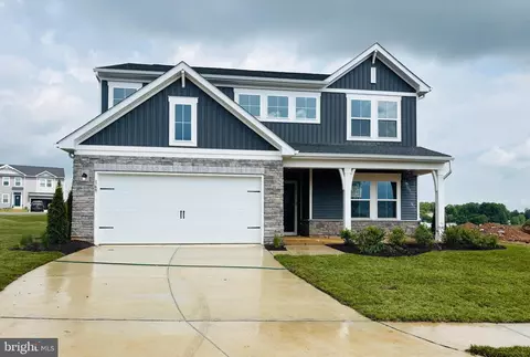 169 Reformation Dr, Martinsburg, WV 25405