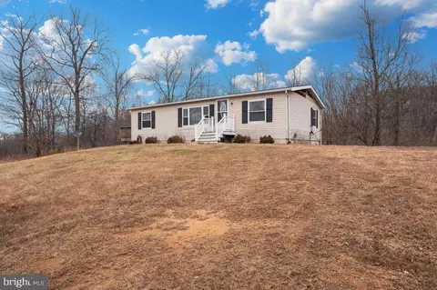 105 Relative Way, Falling Waters, WV 25419 photo 33