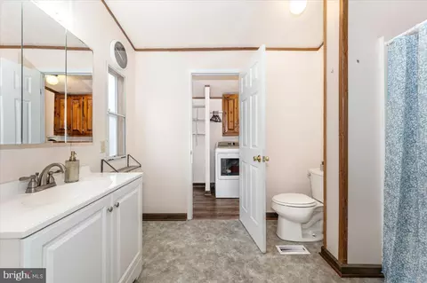 105 Relative Way, Falling Waters, WV 25419 photo 14