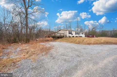 105 Relative Way, Falling Waters, WV 25419 photo 34