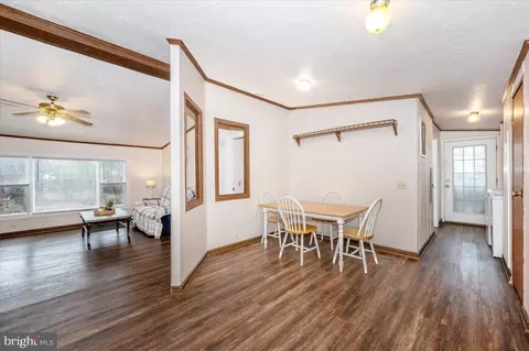 105 Relative Way, Falling Waters, WV 25419 photo 9