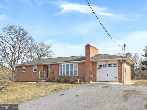 79 Primrose Dr, Martinsburg, WV 25404
