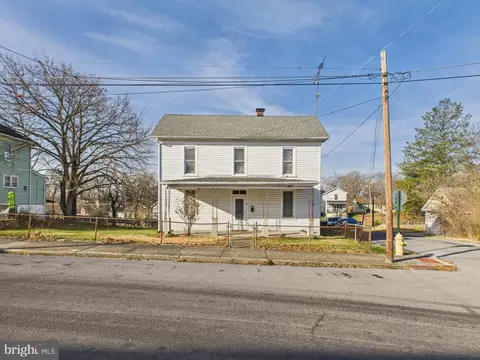210 Gussie Ave, Martinsburg, WV 25404