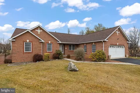 31 Bramblewood Ct, Martinsburg, WV 25403