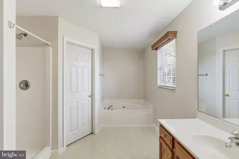 148 Vinca Ln, Falling Waters, WV 25419 photo 25