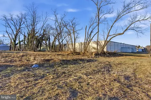 48 Ac Winchester Ave, Martinsburg, WV 25405
