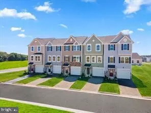 61 Zander Rd, Inwood, WV 25428
