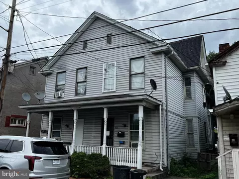 535-537 Roundhouse Way, Martinsburg, WV 25404