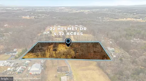 22 Helmet Dr, Martinsburg, WV 25404