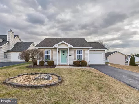 202 Traders Way, Martinsburg, WV 25401