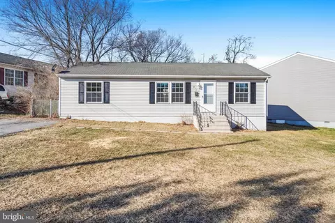 215 Arch St, Martinsburg, WV 25401